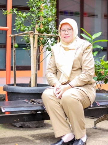Wahyuni Komalawati, S.Pd