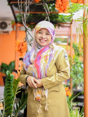 Nita Tiana Dewi, S.Pd